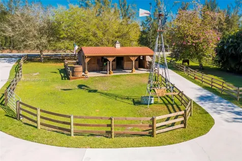 2631 SW 136th Avenue Davie FL 33330