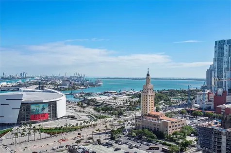 851 NE 1st Avenue Miami FL 33132
