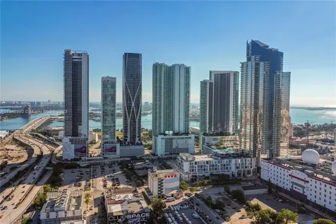 851 NE 1st Avenue Miami FL 33132