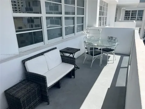 100 Lincoln Road Miami Beach FL 33139