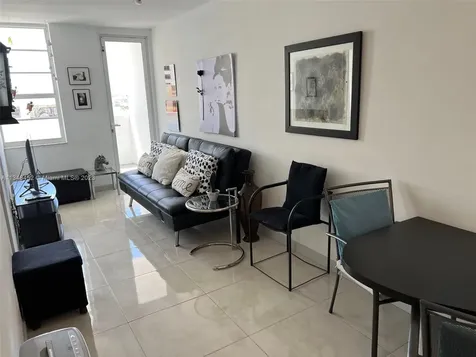 100 Lincoln Road Miami Beach FL 33139