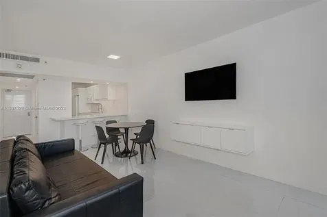 100 Lincoln Road Miami Beach FL 33139