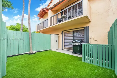 10117 SW 77th Court Miami FL 33156