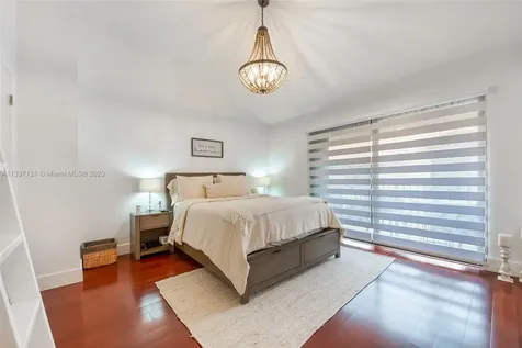 10117 SW 77th Court Miami FL 33156