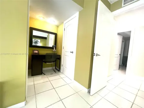 5100 Washington Street Hollywood FL 33021