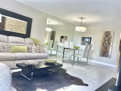 5100 Washington Street Hollywood FL 33021