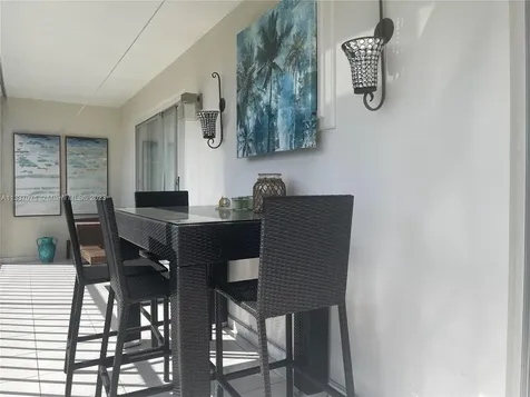 5100 Washington Street Hollywood FL 33021