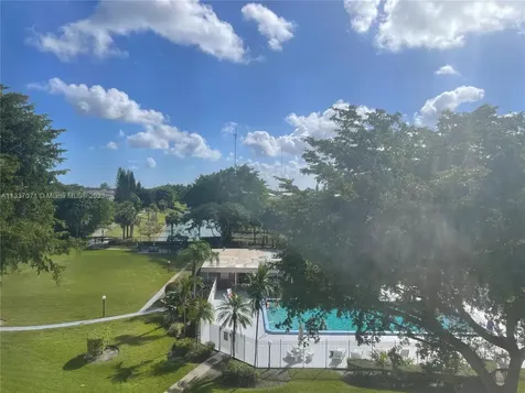 5100 Washington Street Hollywood FL 33021