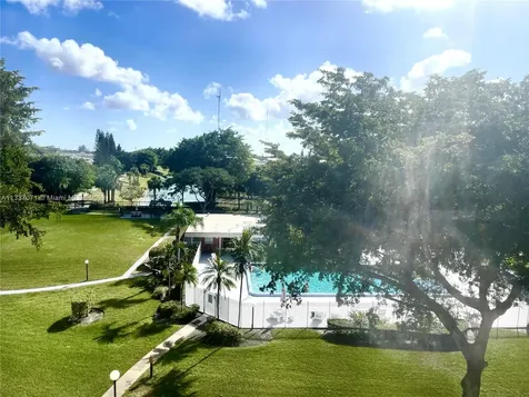 5100 Washington Street Hollywood FL 33021