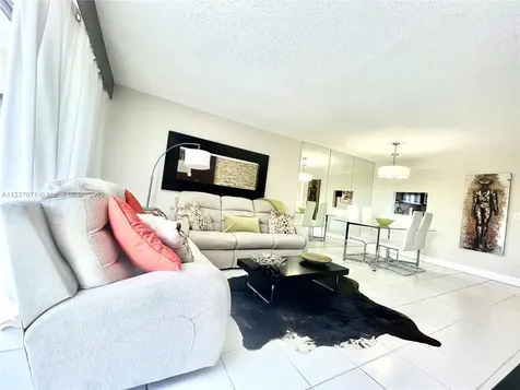 5100 Washington Street Hollywood FL 33021