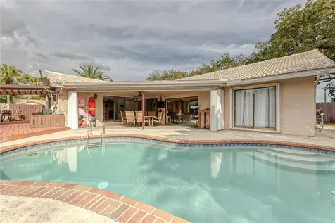 9060 NW 13th Street Plantation FL 33322