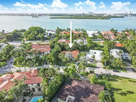165 Biscay Drive Bal Harbour FL 33154