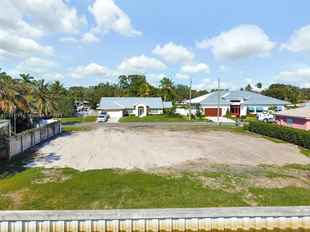 2400 Edward Road Palm Beach Gardens FL 33410