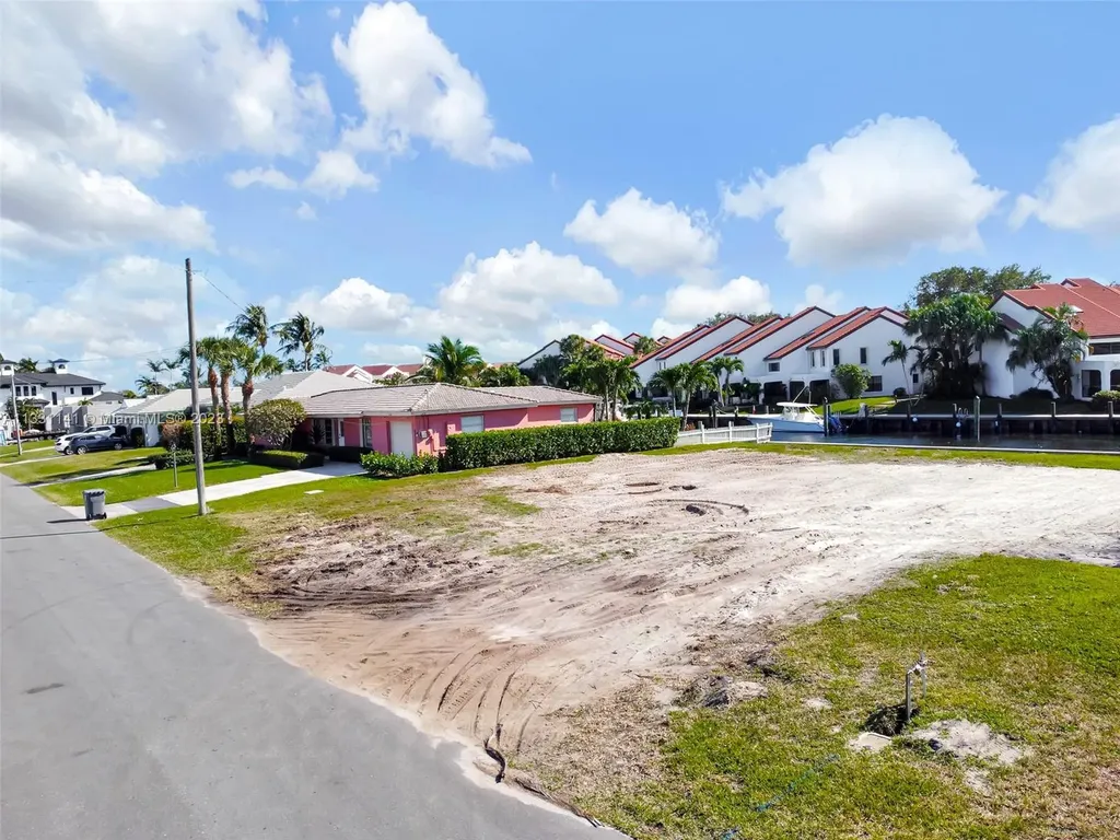 2400 Edward Road Palm Beach Gardens FL 33410