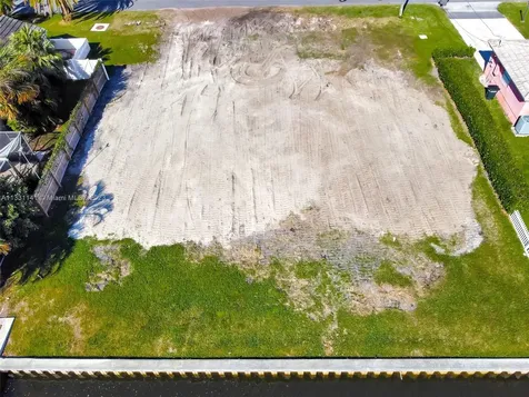 2400 Edward Road Palm Beach Gardens FL 33410