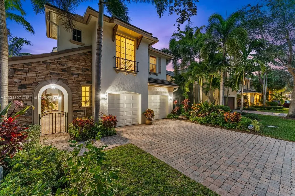 834 Madison Court Palm Beach Gardens FL 33410