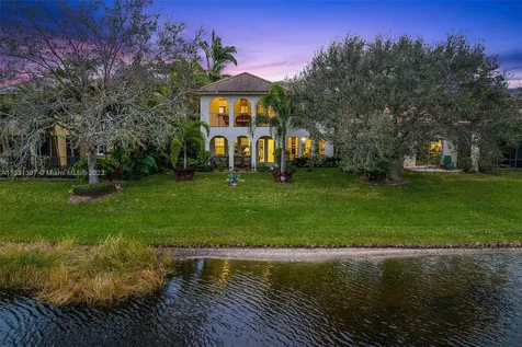 834 Madison Court Palm Beach Gardens FL 33410