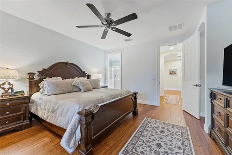 834 Madison Court Palm Beach Gardens FL 33410