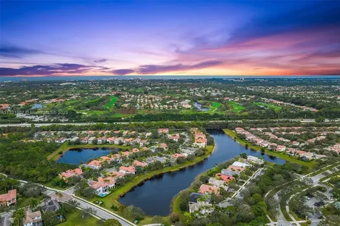 834 Madison Court Palm Beach Gardens FL 33410