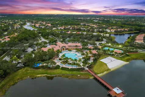 834 Madison Court Palm Beach Gardens FL 33410