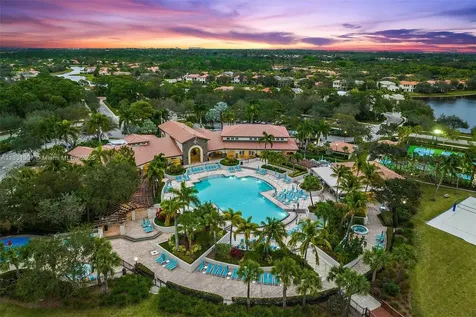 834 Madison Court Palm Beach Gardens FL 33410