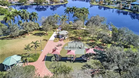 1004 Trailmore Lane Weston FL 33326