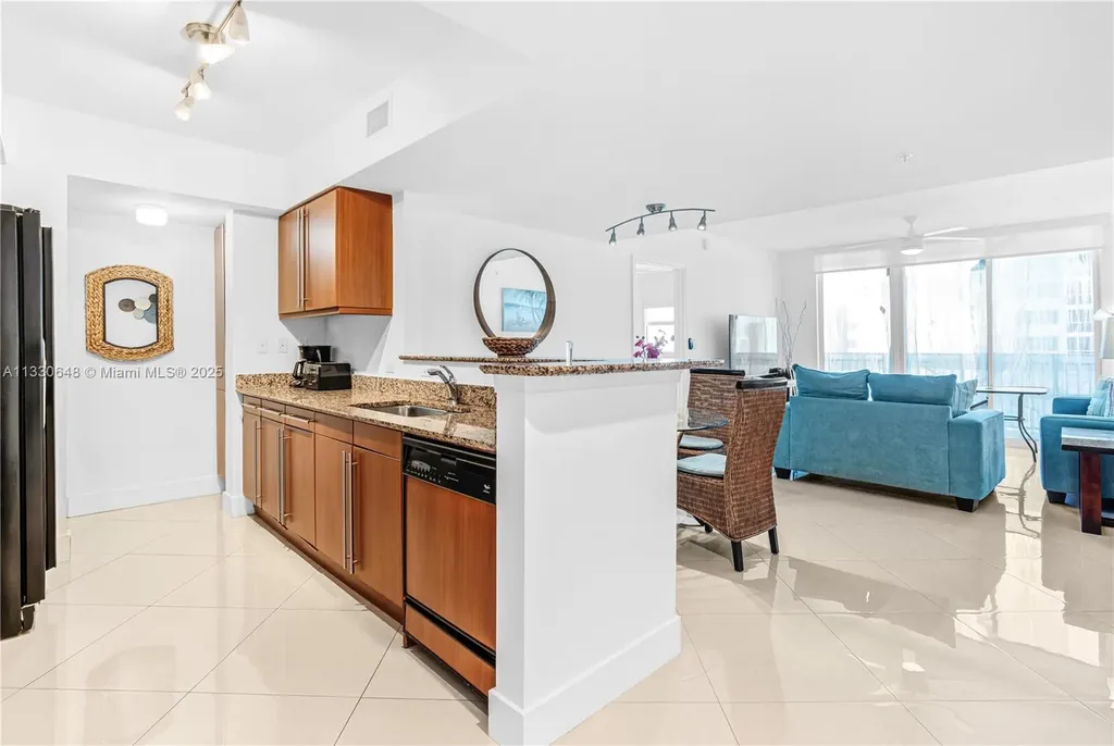 2080 S Ocean Dr, Hallandale Beach FL 33009