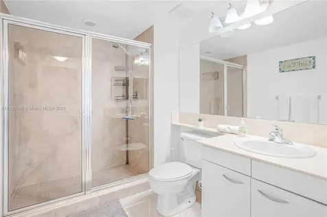 2080 S Ocean Dr, Hallandale Beach FL 33009