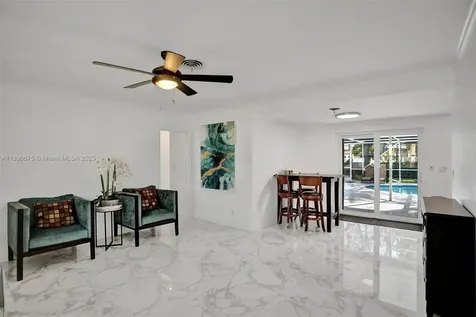 4720 Jefferson Street Hollywood FL 33021