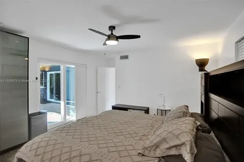4720 Jefferson Street Hollywood FL 33021