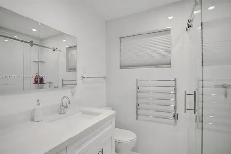 4720 Jefferson Street Hollywood FL 33021