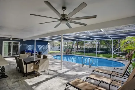 4720 Jefferson Street Hollywood FL 33021