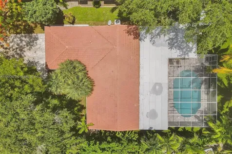 4720 Jefferson Street Hollywood FL 33021