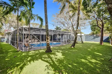 4720 Jefferson Street Hollywood FL 33021