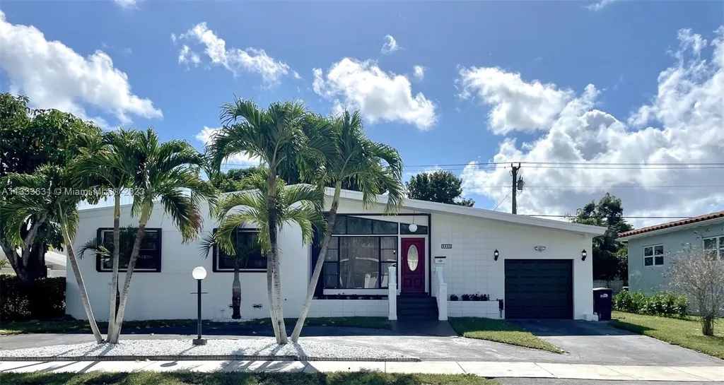 8600 SW 33rd Terrace Miami FL 33155