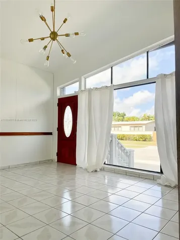 8600 SW 33rd Terrace Miami FL 33155
