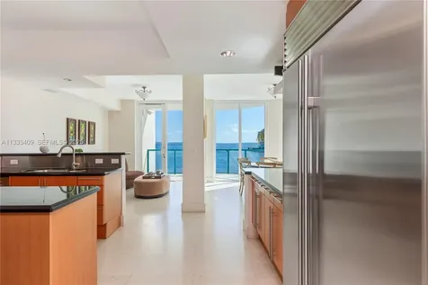 1660 W Glencoe Street Coconut Grove FL 33133
