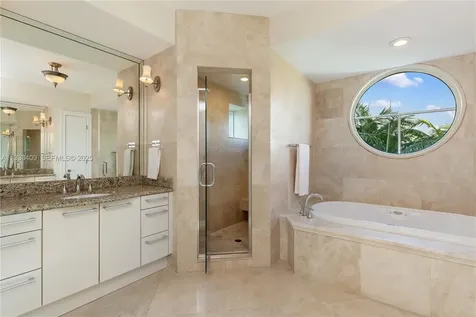 1660 W Glencoe Street Coconut Grove FL 33133