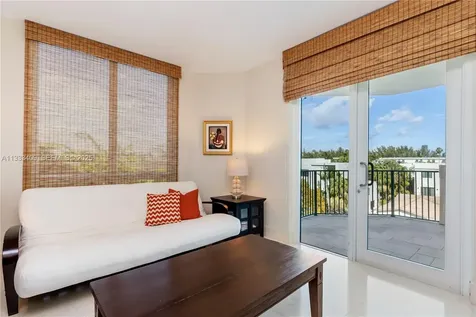 1660 W Glencoe Street Coconut Grove FL 33133