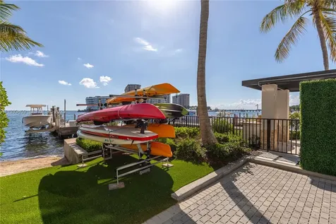 1660 W Glencoe Street Coconut Grove FL 33133