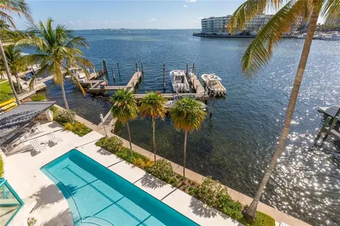 1660 W Glencoe Street Coconut Grove FL 33133
