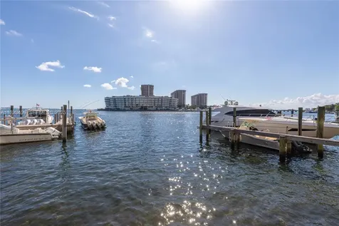 1660 W Glencoe Street Coconut Grove FL 33133