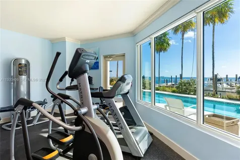 1660 W Glencoe Street Coconut Grove FL 33133