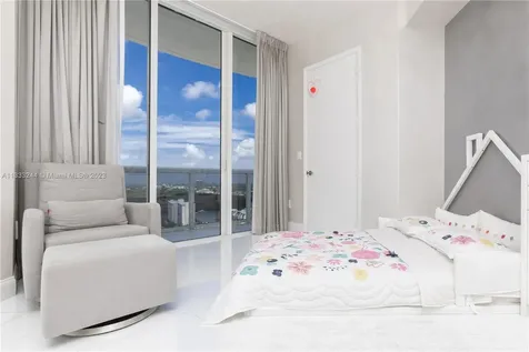 15811 SE Collins Avenue Sunny Isles Beach FL 33160