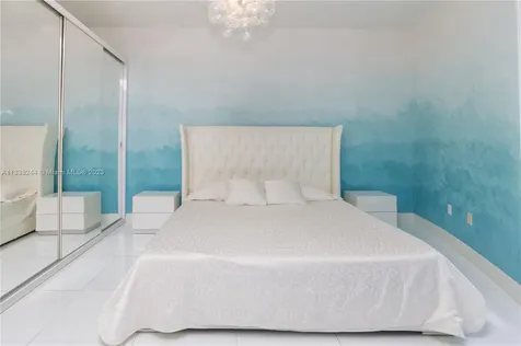 15811 SE Collins Avenue Sunny Isles Beach FL 33160