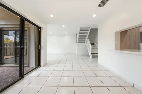 290 SW 97th Avenue Pembroke Pines FL 33025