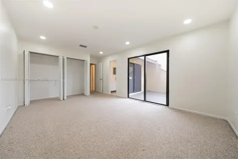 290 SW 97th Avenue Pembroke Pines FL 33025