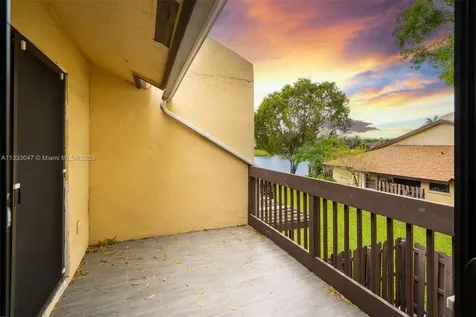 290 SW 97th Avenue Pembroke Pines FL 33025
