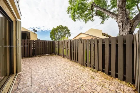 290 SW 97th Avenue Pembroke Pines FL 33025