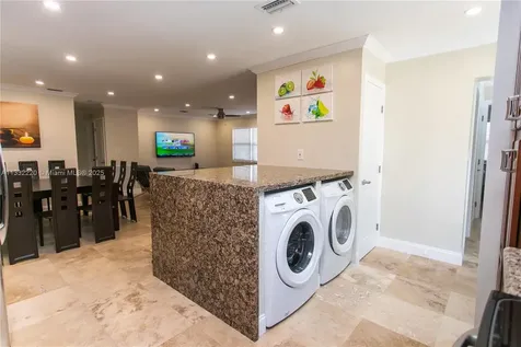 333 SE 3rd Avenue Dania Beach FL 33004